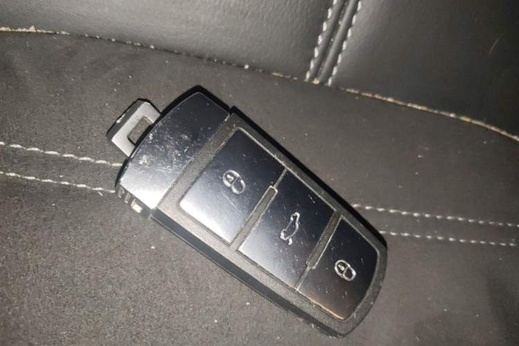 Used Volkswagen FAW-Volkswagen CC 2016 1.8TSI Luxury Model Vehicle Key