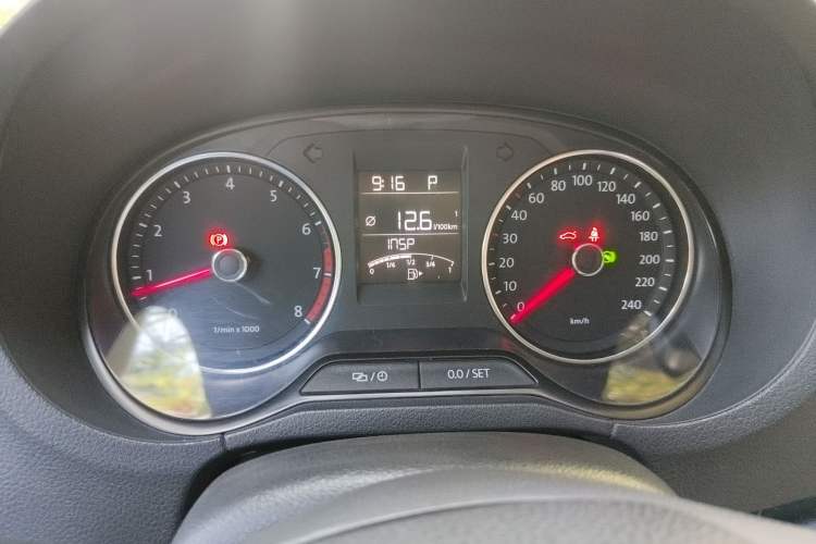 Used Volkswagen Polo 2014 1.6L Automatic Comfort Edition Instrument Cluster