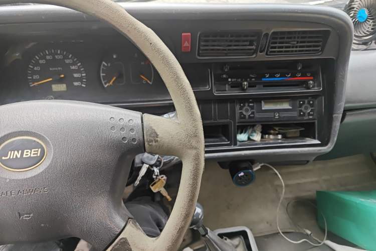 Used Jinbei Hiace 2011 2.0L Sixth-Generation Classic Standard 4G20D4B