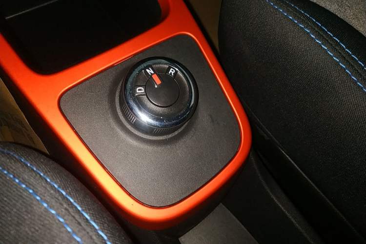 Used Dongfeng NAMMI EX1 2023 PRO Light Wind Edition Lightning Model Gear Lever