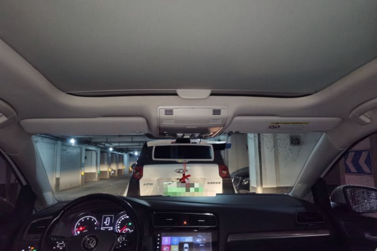 Used Volkswagen Golf 2015 1.4TSI Automatic Luxury Model
