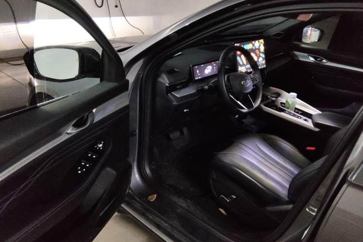 Used Geely Auto Preface 2025 Dongfang Yao 1.5TD Kunlun Edition
