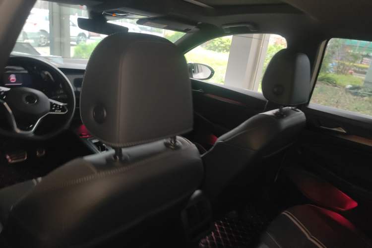 Used Volkswagen Golf 2021 280TSI DSG Pro First Edition Headliner