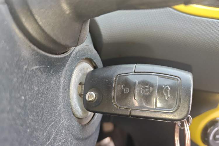 Used Ford Fiesta 2010 Hatchback 1.5L Automatic Limited Edition "Guangmang" Vehicle Key