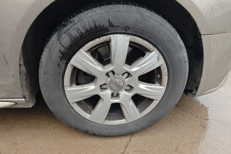 Used Audi A4L 2012 2.0 TFSI automatic Comfort trim level