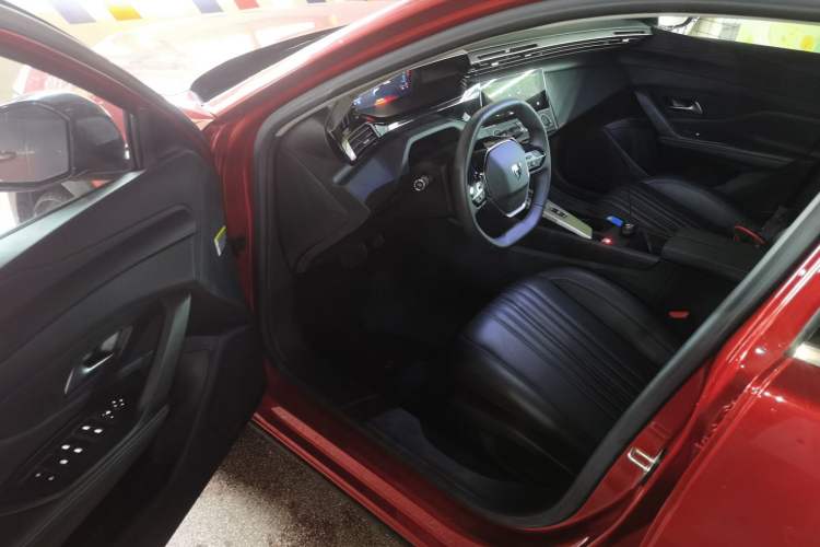 Used Peugeot 408X 2023 Gravity Edition
