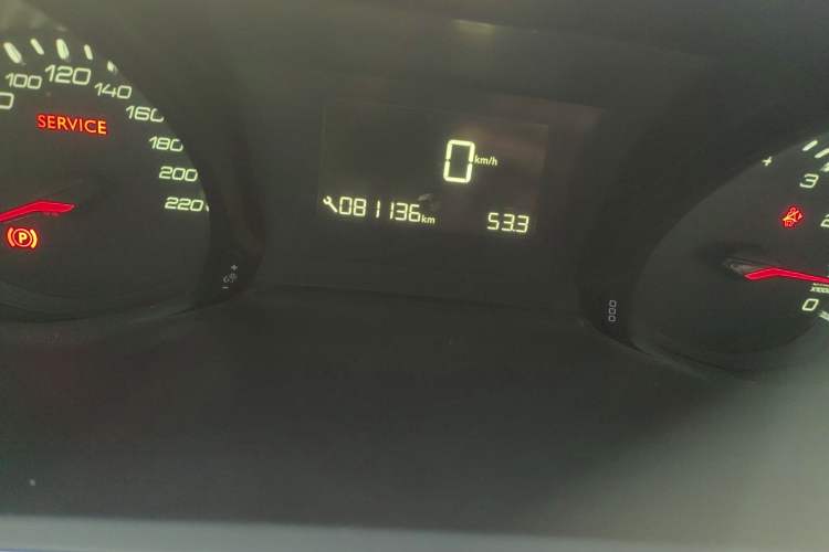 Used Peugeot 308 2016 1.6L Manual Fashion Edition Odometer Close Up