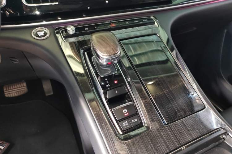 Used GAC Trumpchi M8 2023 Lingxiu Series 390T Prestige Edition Gear Lever