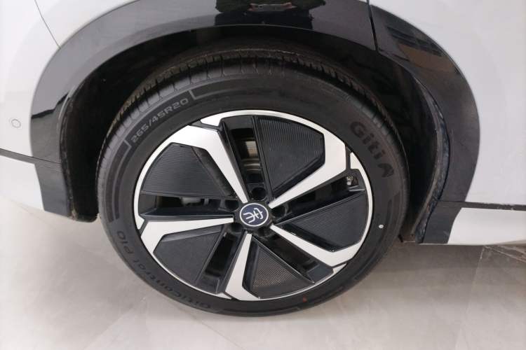 Used BYD Song L EV 2025 Intelligent Driving Version 662 km LiDAR Excellence Edition