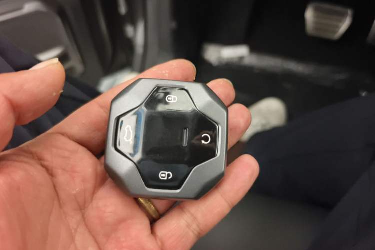 Used JETOUR Traveler 2023 2.0T All-Wheel Drive CrossPRO+
