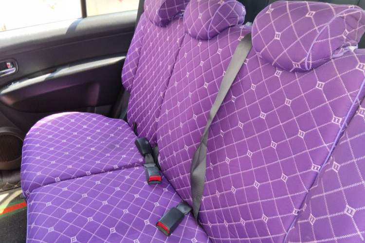 Used Kia Carens 2011 2.0L 7-Seater Automatic Standard Edition Left Rear Seat