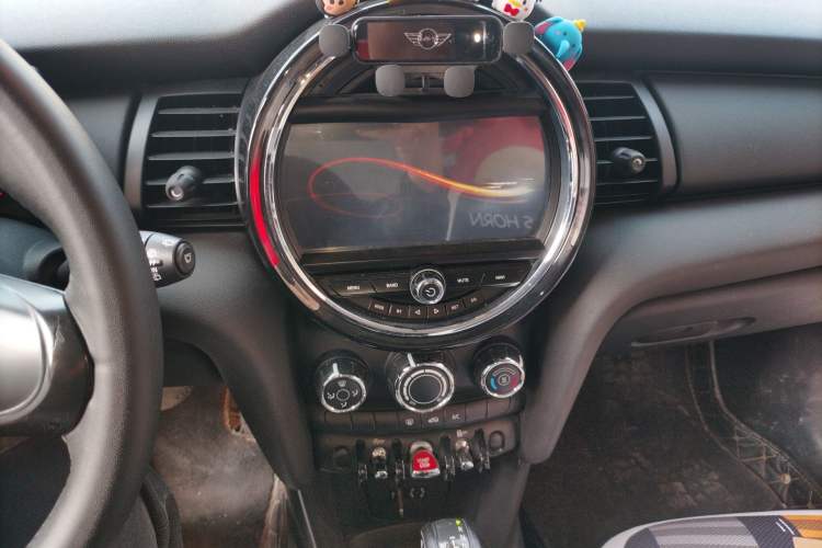 Used MINI 2016 1.2T ONE Audio And AC Panel