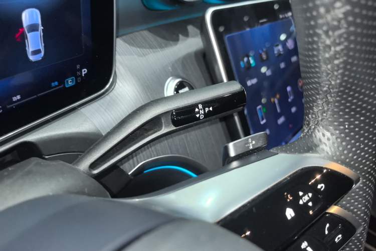 Used Mercedes-Benz C-Class 2024 Second Facelift C 260 L Sport Edition
