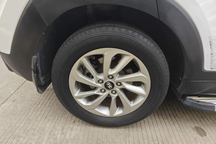 Used Hyundai Tucson 2015 1.6T Dual-Clutch Two-Wheel-Drive Smart Model