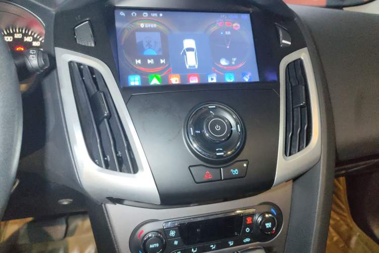 Used Ford Focus 2012 Hatchback 1.6L Automatic Fashion Edition