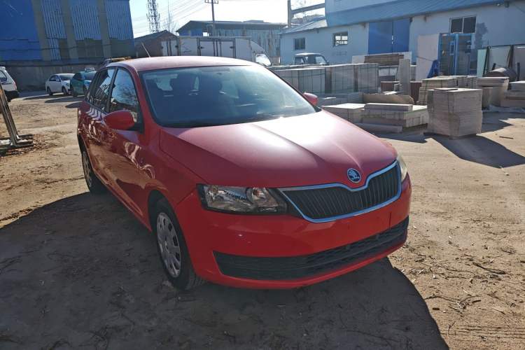 Used Skoda Rapid Spaceback 2016 Revised Version 1.6L Automatic Front-Drive Edition
