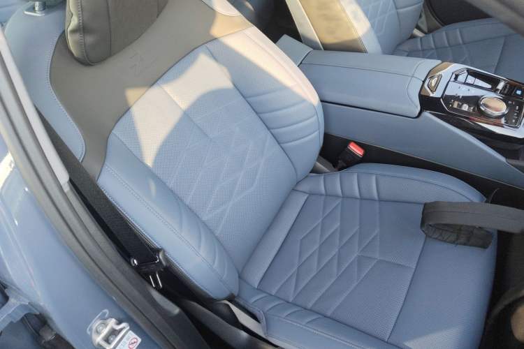 Used BMW i5 2024 eDrive 35L Prestige Luxury Package
