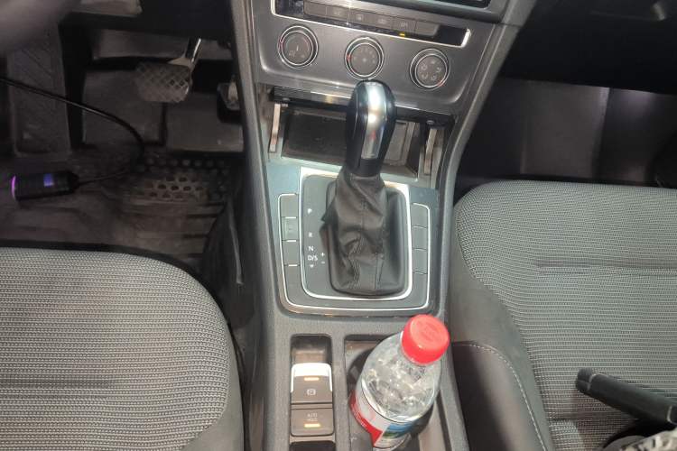 Used Volkswagen Golf 2019 280TSI DSG Comfort Version China V Standard Gear Lever