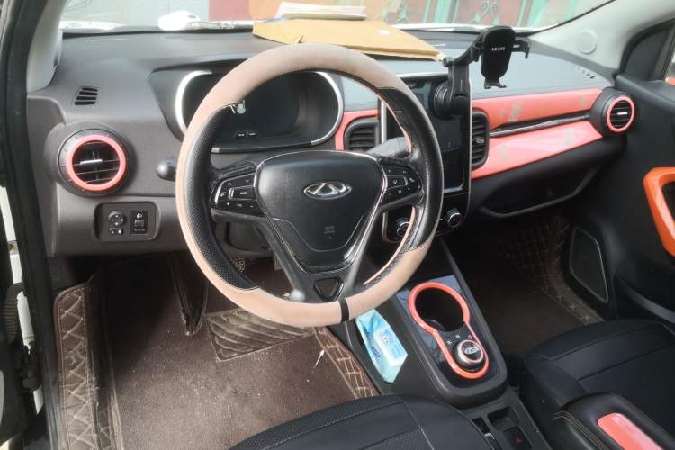 Used Chery Little Ant 2019 4-Seater Smart Edition 35 kWh Center Console