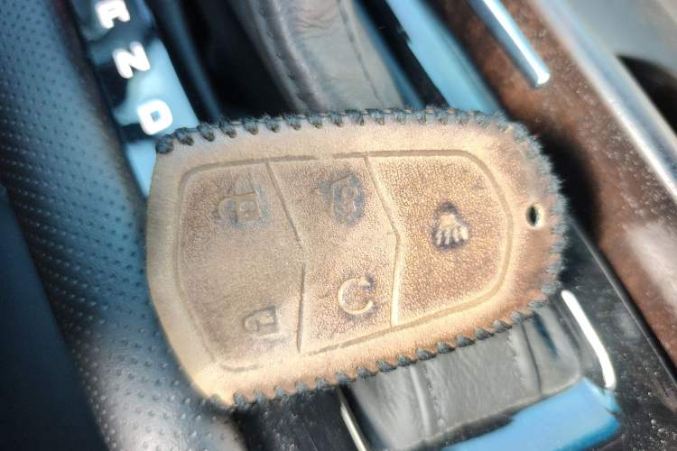 Used Cadillac XTS 2018 28T Elite Edition Vehicle Key