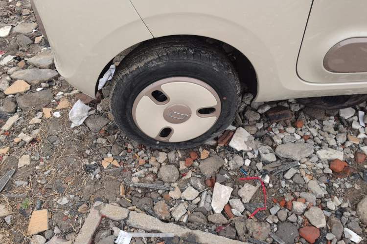 Used Bestune Pony 2026 222km Colorful Horse
