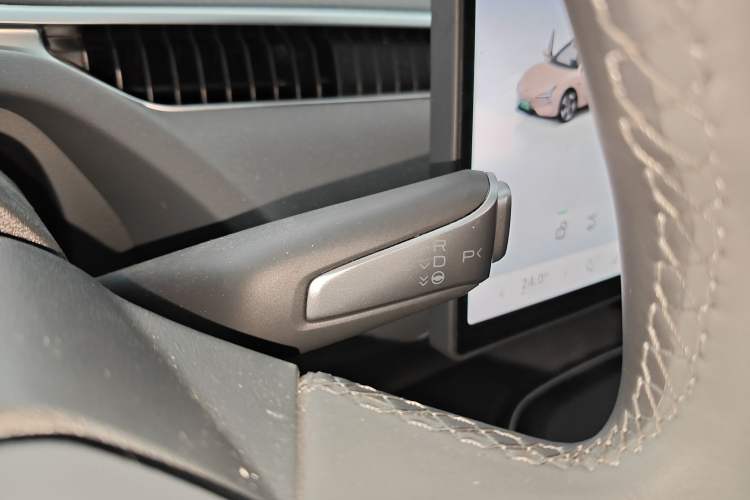 Used XPeng MONA M03 2024 620 with Ultra-Long Range
