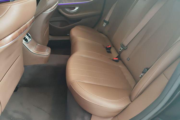 Used Mercedes-Benz E-Class 2023 Facelift E 260 L