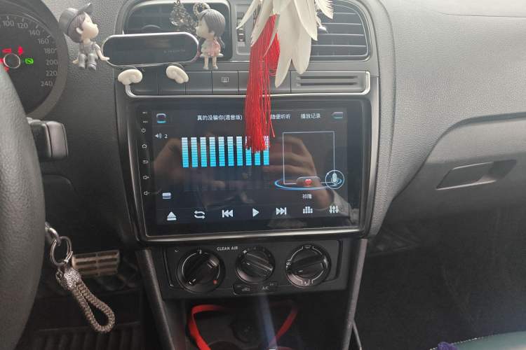 Used Volkswagen Polo 2016 1.4L Automatic Trendy Model Audio And AC Panel