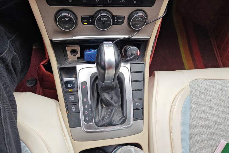 Used Volkswagen Magotan 2013 1.8TSI Luxury Model