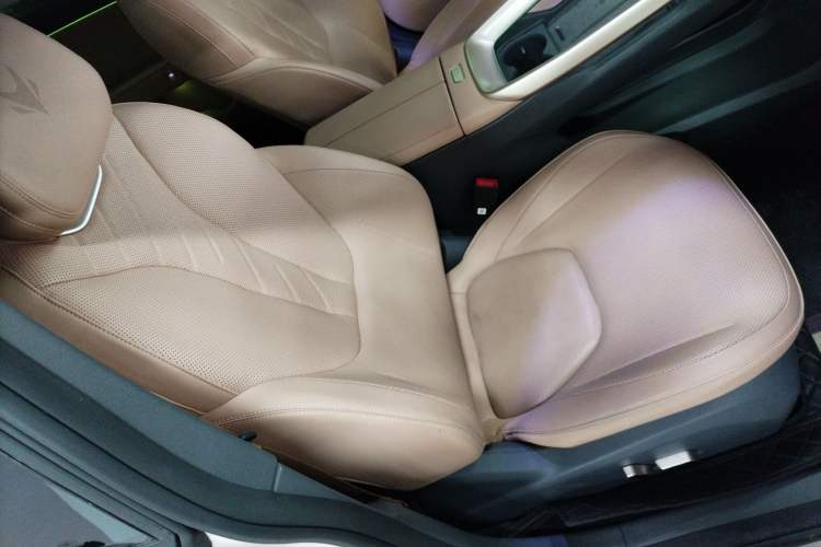 Used ARCFOX Alpha S5 2024 560MAX 185kW
