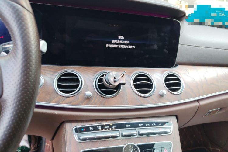 Used Mercedes-Benz E-Class 2018 Facelift E 300 L Luxury Edition Audio And AC Panel