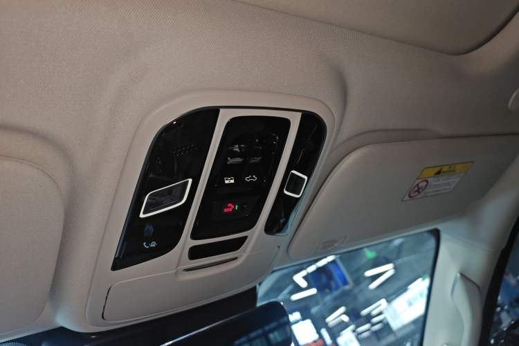 Used Tank 500 New Energy 2024 Hi4-T