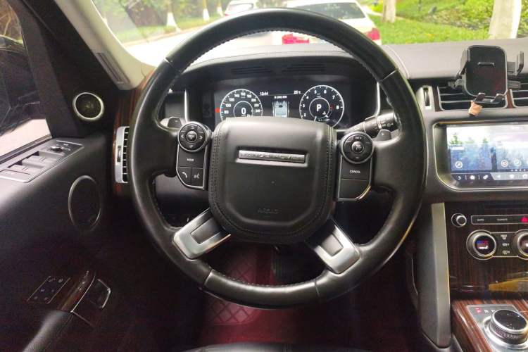 Used Land Rover Range 2017 3.0 SC V6 Vogue
