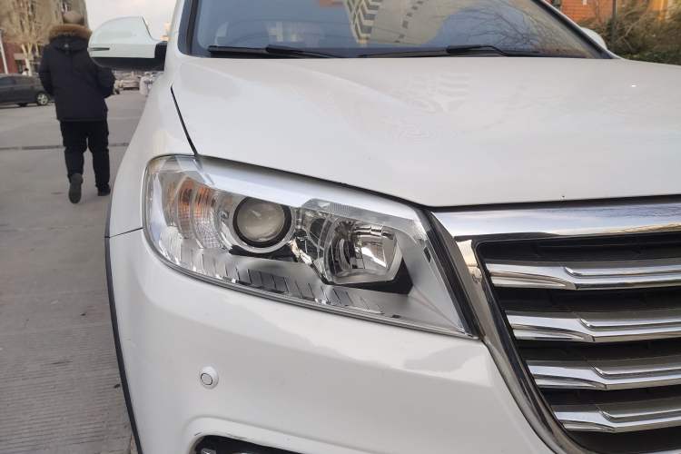 Used Haval H6 2015 Revised Version Sport Edition 1.5T Manual Transmission Two-Wheel Drive Elite Grade