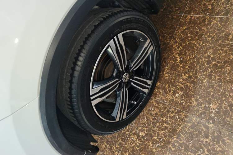 Used MG ZS 2018 1.5L Automatic Luxury Edition China V Standard