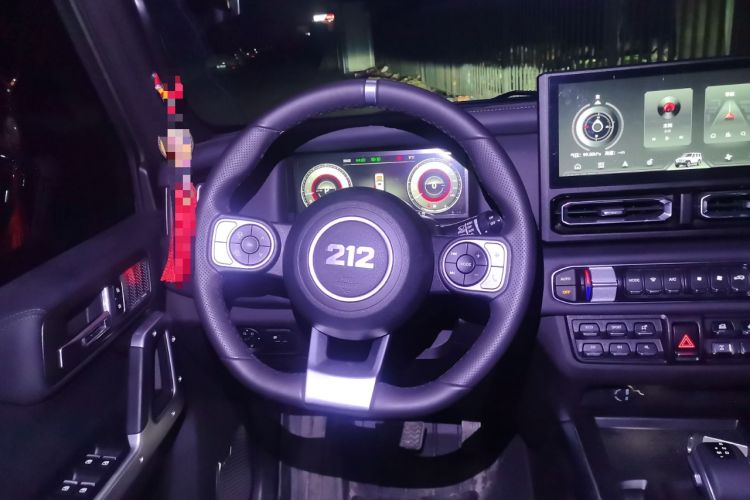 Used 212 T01 2024 2.0T Explorer Steering Wheel