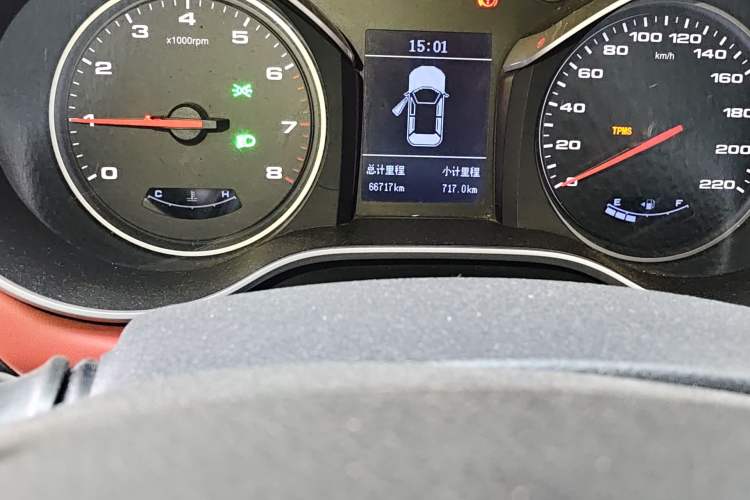 Used JAC Group Refine S3 2017 1.5L Manual Luxury Smart Model Odometer Close Up