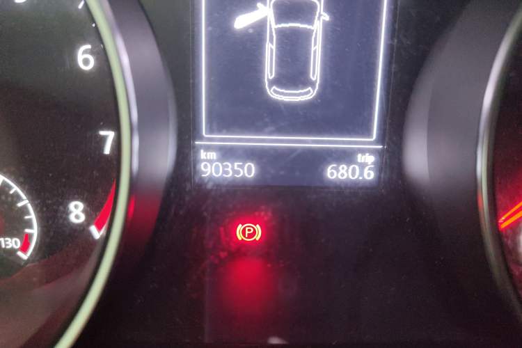 Used Volkswagen Golf 2015 1.6L Automatic Comfort Model
