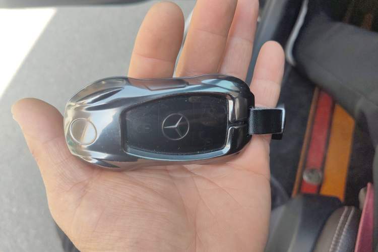 Used Mercedes-Benz GLC 2016 GLC 260 4MATIC Luxury Model
