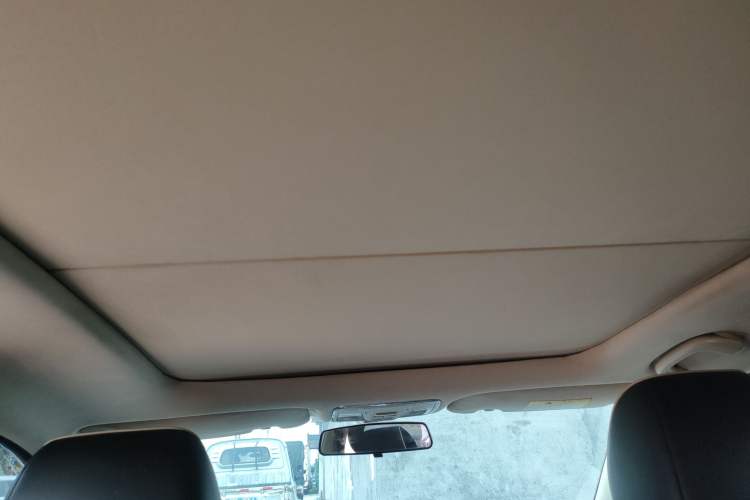 Used Changan Raeton CC 2018 1.5T Manual Luxury Model China V Standard
