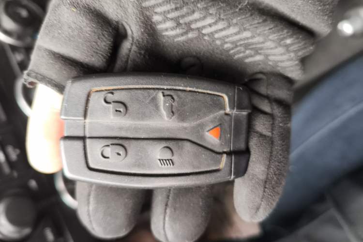 Used Land Rover Freelander 2 2011 3.2L i6 SE Gasoline Version Vehicle Key