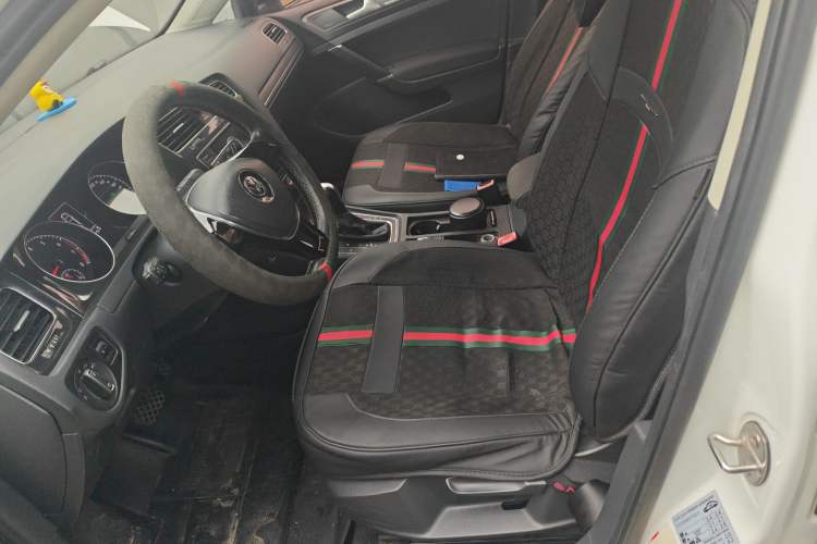 Used Volkswagen Golf 2017 230TSI Automatic Comfort Edition – Celebrating Milestone of One Million Units
