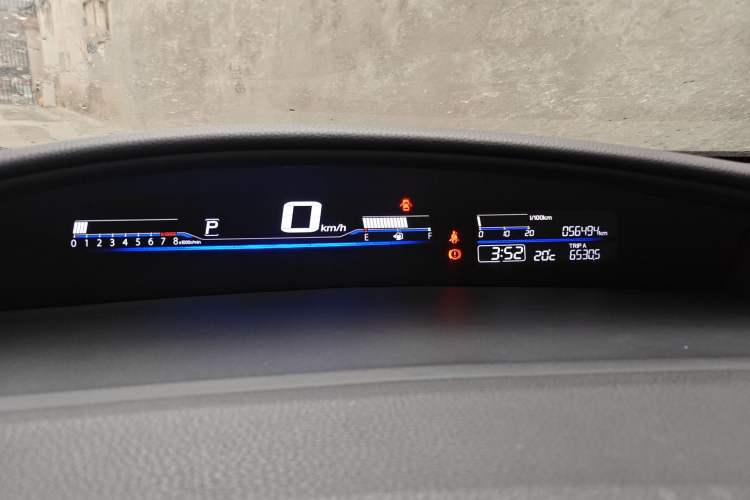 Used Honda Jade 2014 1.8L Automatic Comfort Elite Version 5 Seats