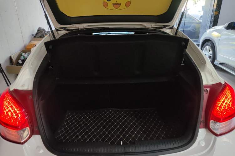 Used Hyundai Veloster 2015 1.6T Automatic Luxury Edition
