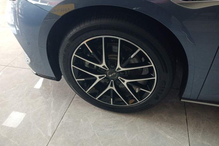 Used BYD Seal 2023 DM-i 1.5T 121km Flagship Model