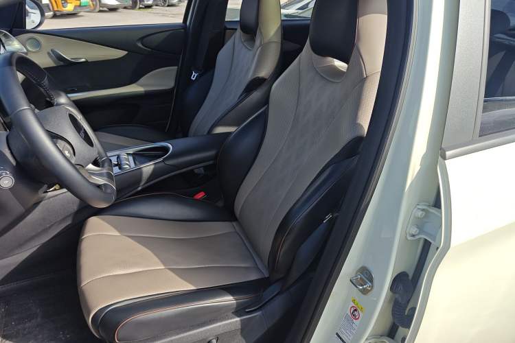 Used BYD Dolphin 2023 420 km Fashion Edition
