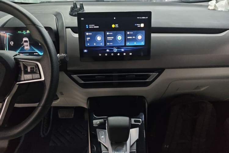 Used BYD Yuan Pro 2023 401KM Luxury Version
