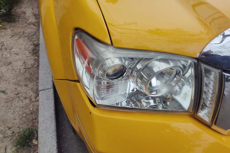 Used Zxauto Grandtiger 2016 Isuzu 2.8T Diesel Two-Wheel-Drive Elite Model Right Front Headlight