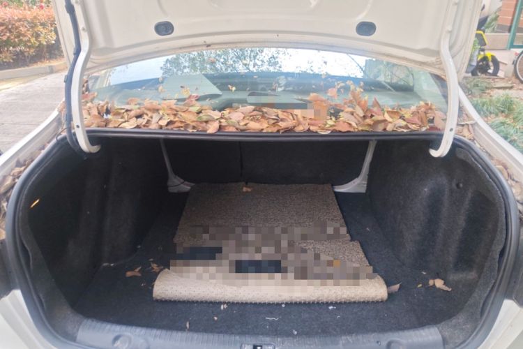 Used Volkswagen Lavida 2013 Restyled Classic 1.6L Manual Comfort Edition
