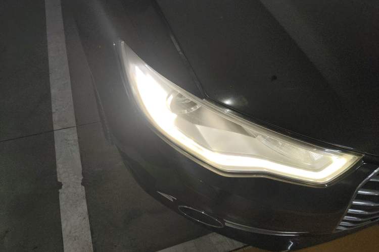 Used Audi A6L 2014 50 TFSI quattro Luxury Model Right Front Headlight